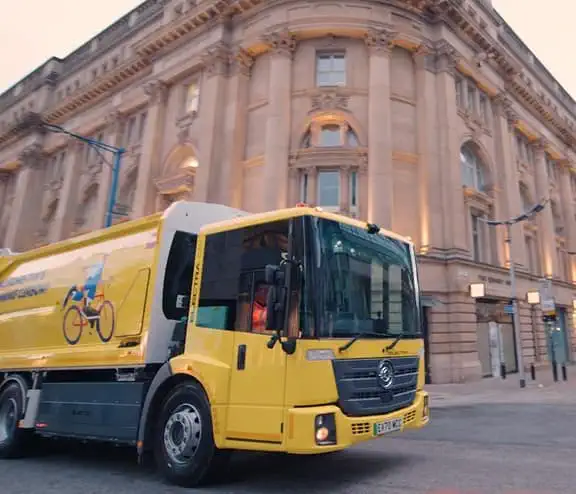 Electric waste vehicles