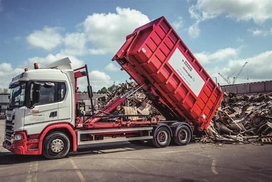 Timberpak vehicle emptying wood waste